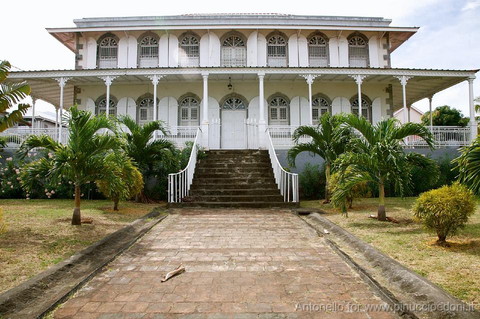 DOMINICA - Casa coloniale.jpg